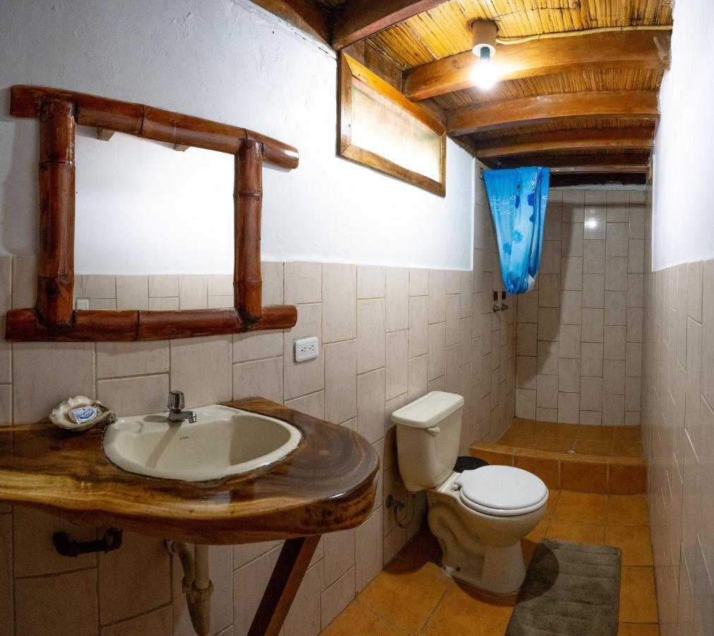Hostal Rutamar Canoa Exterior photo